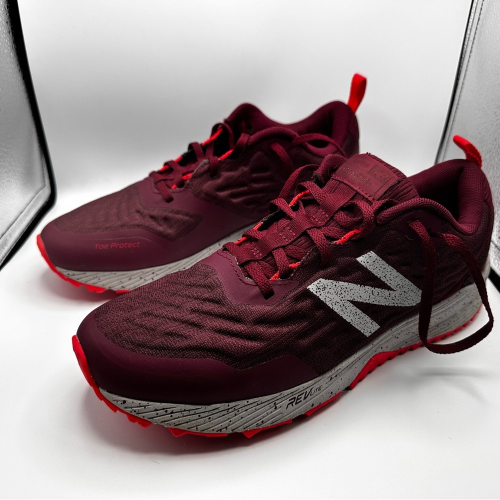 New Balance Women's Athletic Shoes - Burgundy and Red